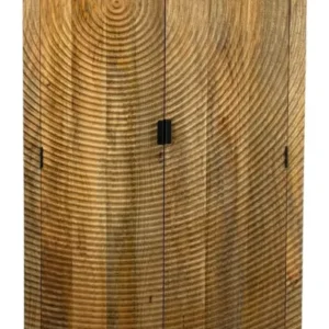 Massivholzschrank Mango 180cm mit zwei Türen, aufwendigem Ringmuster-Dekor in Braun und Metallgriffen in Gesamtansicht.