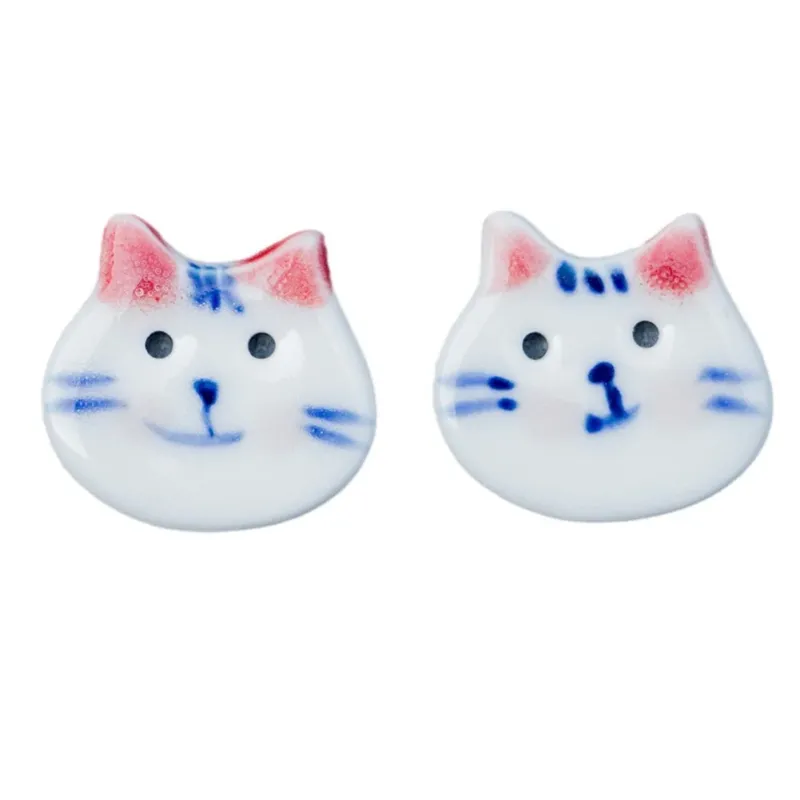 22mm Red/Blue Eared Hand-painted Blue and White Chubby-Faced Cat Ceramic Buttons 10pcs Red Ear