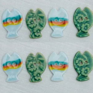 30mm Rainbow and Bronze Green Hand Painted Fish 2 Hole Ceramic Buttons 6pcs
