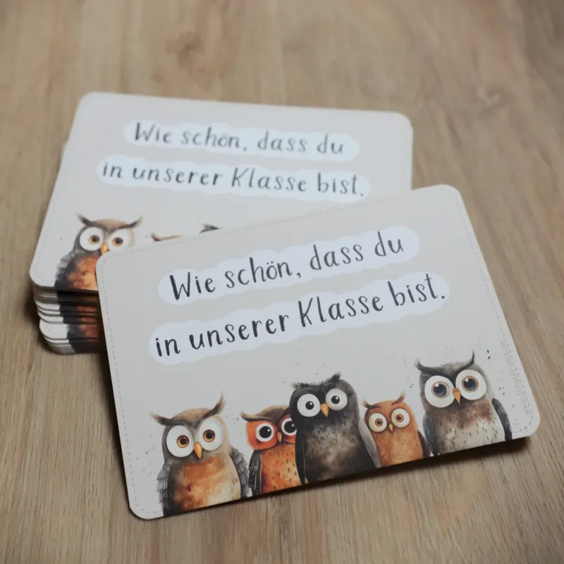 Postkarte Eulen "Wie schön, dass du in unserer Klasse bist!"