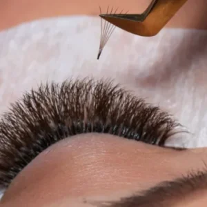 Lashextensions Volumen & Trend Techniken