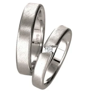 Linden Trauringe / Eheringe Villmergen mit Diamant 0.06 ct. - 007/008